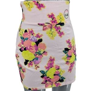 PINK Victoria’s Secret Pink Floral Mini Skirt Size M